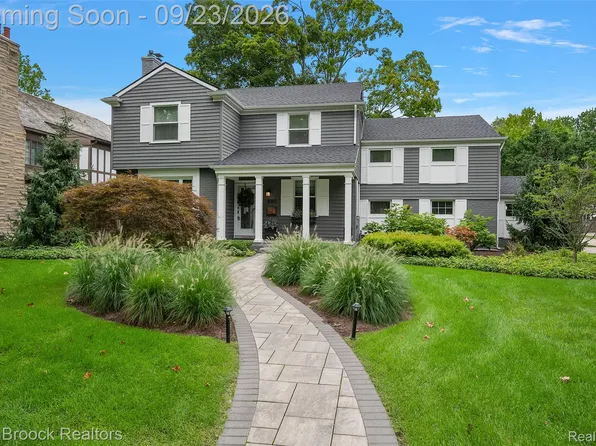 889 Suffield Ave, Birmingham, MI 48009