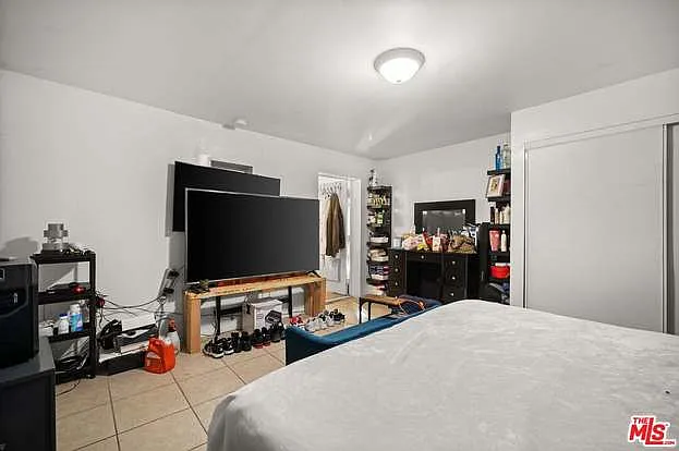 1314 E Laurelwood Dr — Photo 37