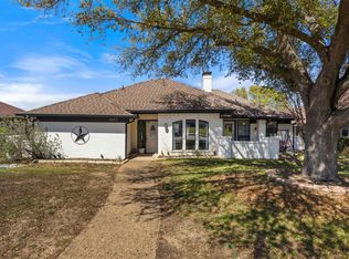 1507 Sugar Creek Dr, Carrollton, TX 75007