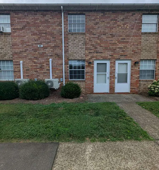 319 Rockingham Dr #K