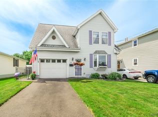 98 Raymond Ave, Buffalo, NY 14227