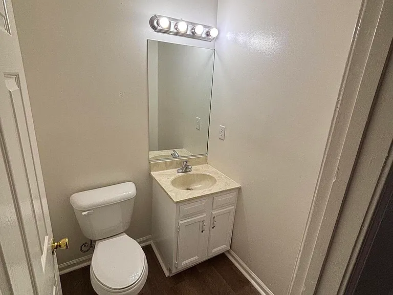 441 Lenney Dr #2 — Photo 7