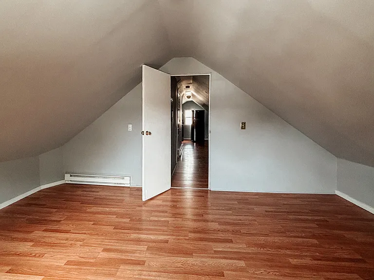15 Brown Ave — Photo 13