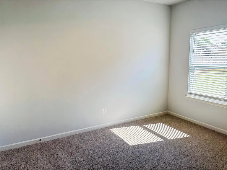 45 Kipling Dr — Photo 8