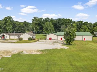 2357 W Blue Lick Rd, Shepherdsville, KY 40165
