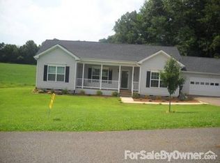 142 Open Meadow Dr, Dobson, NC 27017