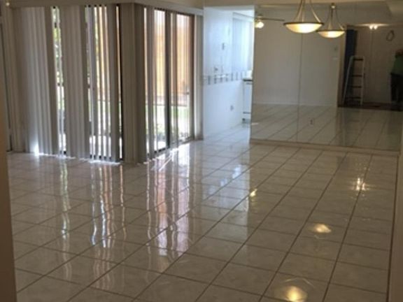 4th image of 1500 Jefferson Dr #1500J