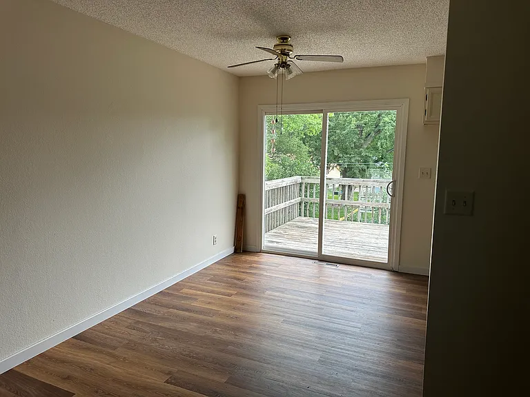 204 Trailridge Rd — Photo 4