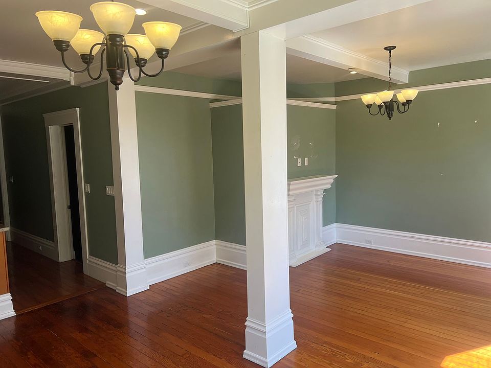 1st image of 823 Oak St #827A