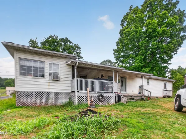 1201 Leeland Dr, Kingsport, TN 37660