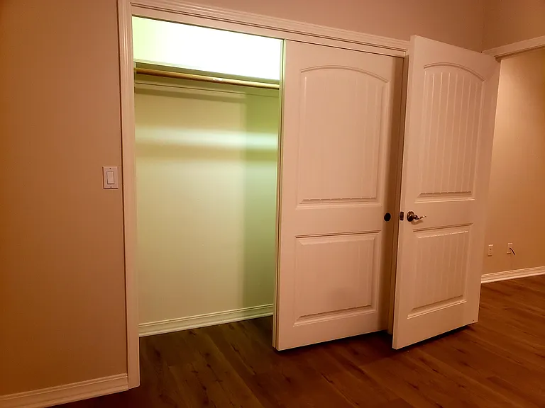619 Hummel Village Ct #622B — Photo 5