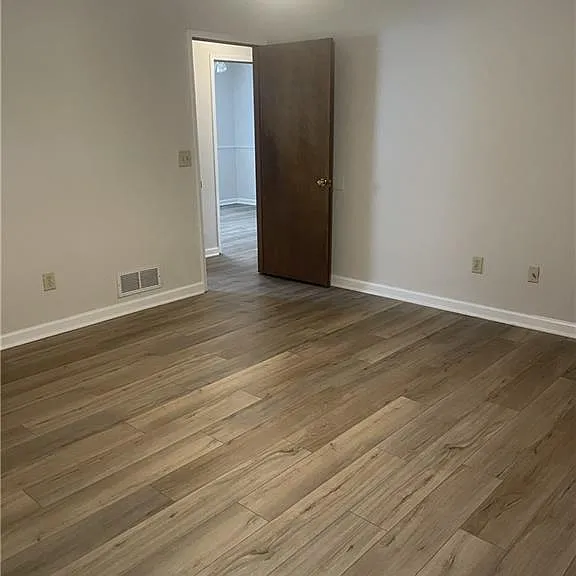 4858 Chapelle Ct — Photo 10