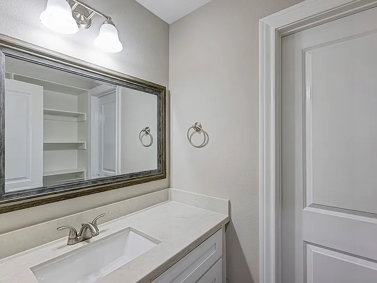 8510 Alcott Dr — Photo 14