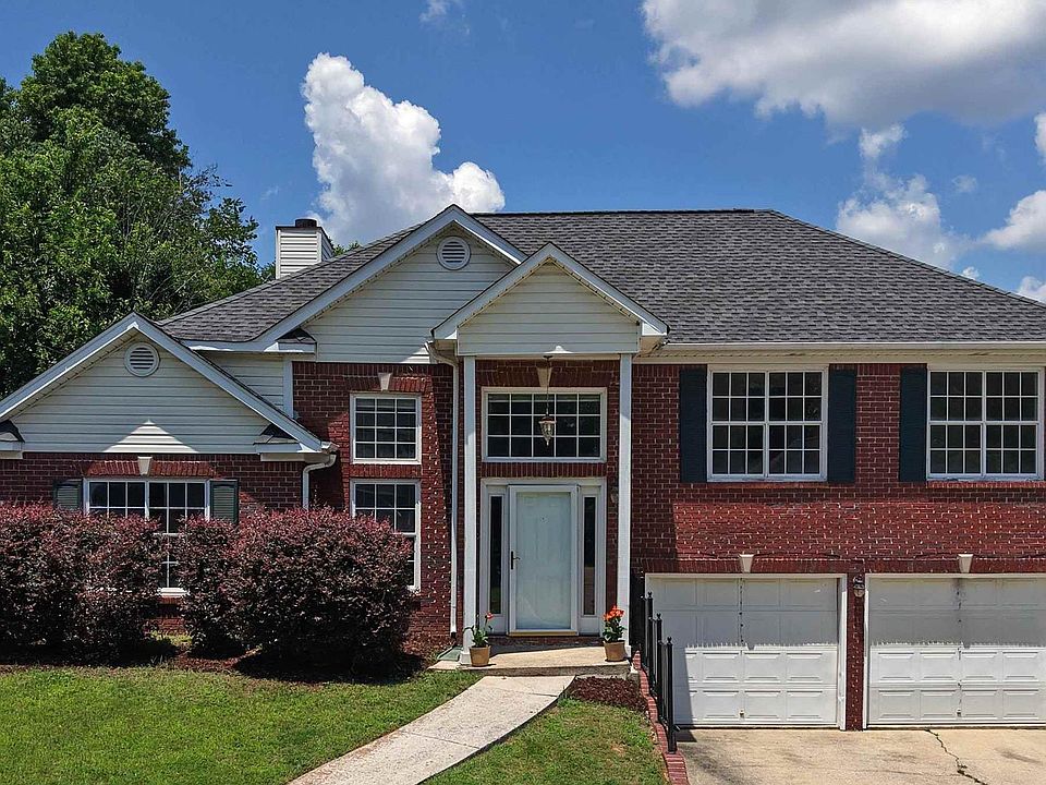 1st image of 2469 Mountain Dr
