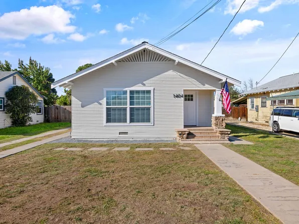 1404 Kaweah St, Hanford, CA 93230