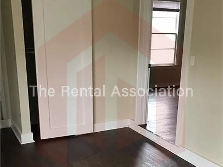 820 Ponder St — Photo 6