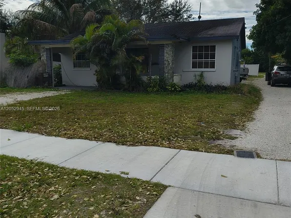 5718 McKinley St, Hollywood, FL 33021