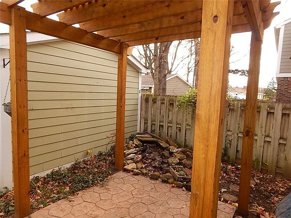 Pergola and water feature.