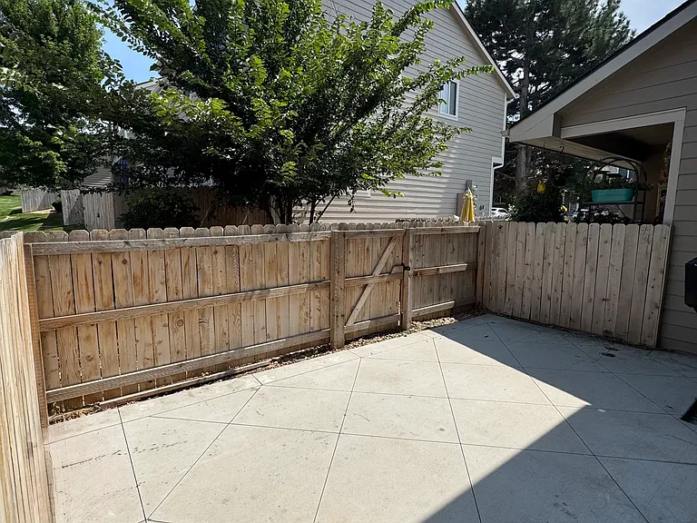 1232 S Waco St #F — Photo 14