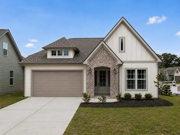 1557 Storyvale Ln, Hixson, TN 37343
