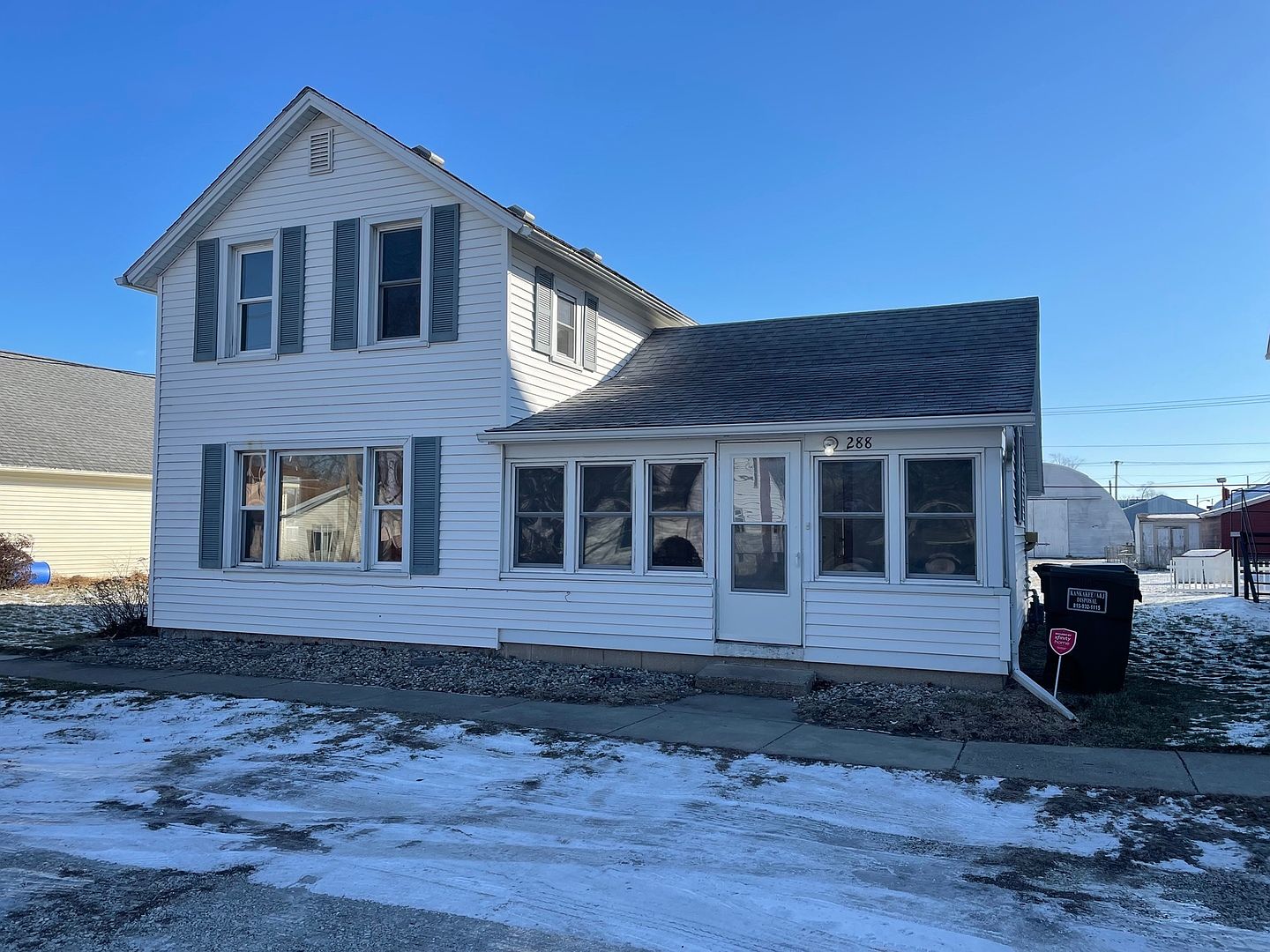 288 S Walnut St, Chebanse, IL 60922 Zillow