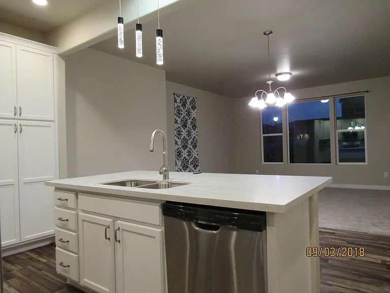12768 S Ashington Ln — Photo 7