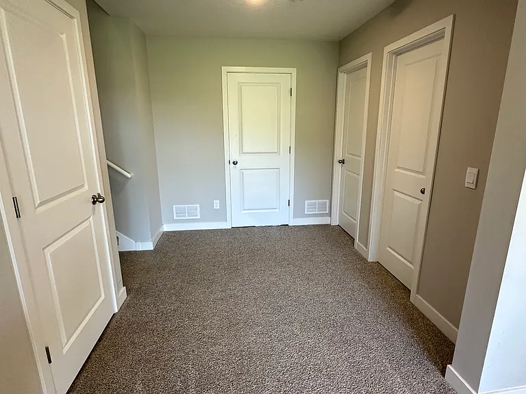 566 Greywood Blvd SW — Photo 16