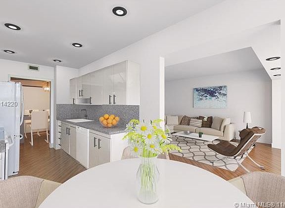 3rd image of 19707 Turnberry Way APT 4F