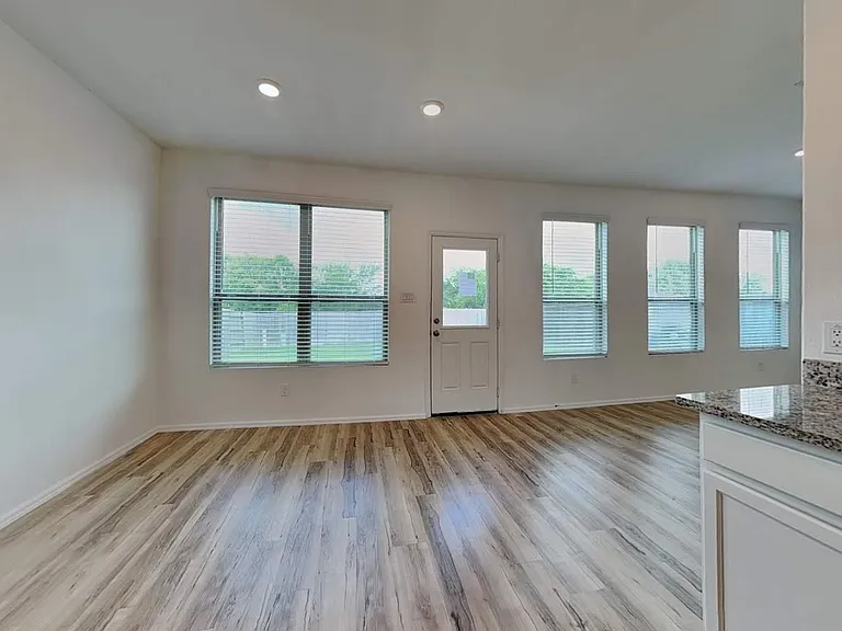 18743 Jasper Ridge Dr — Photo 6