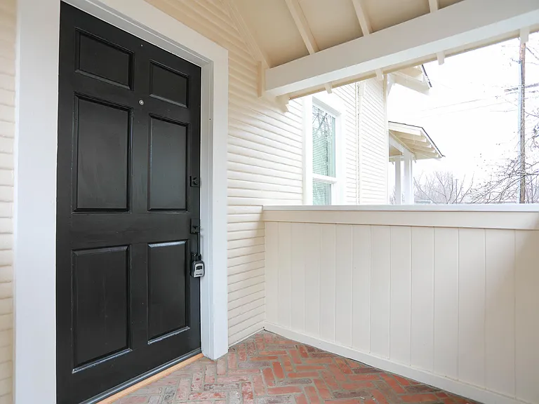 1012 Broadway St #2 — Photo 20