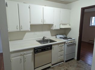 720 Washington Ave N APT 203, Kent, WA 98032