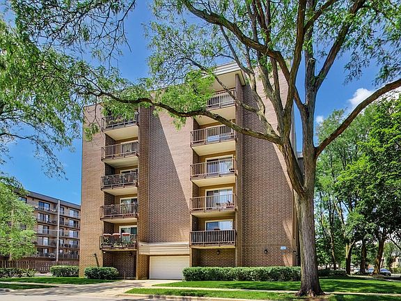 3rd image of 1365 Ashland Ave APT 501