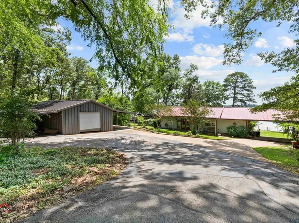 18272 County Road 4256 S, Reklaw, TX 75784