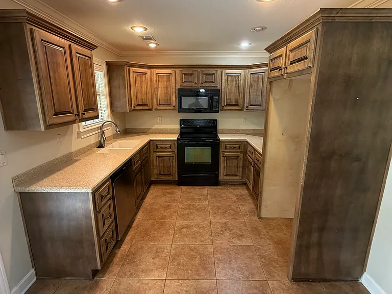 3133 Sistine Chapel Cir — Photo 5