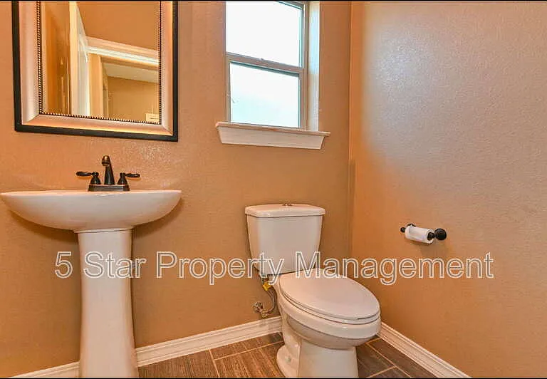 4628 Marisabel Azcarate St — Photo 41