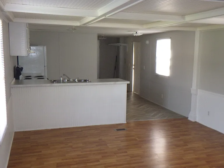 553 Country Ln #7 — Photo 9