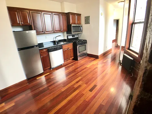 Rented by MOTION New York | media 6