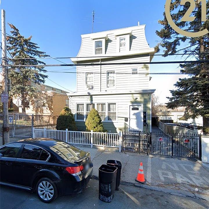 1st image of 83 Linden St