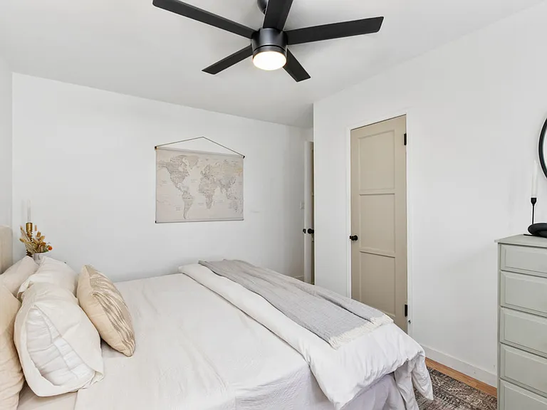 1803 Midvale Dr — Photo 14