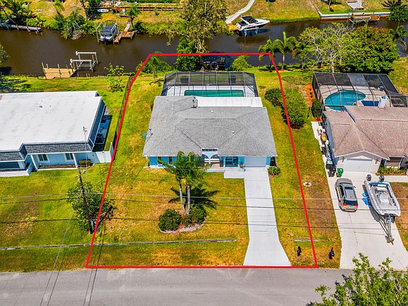 4th image of 856 SE Degan Drive