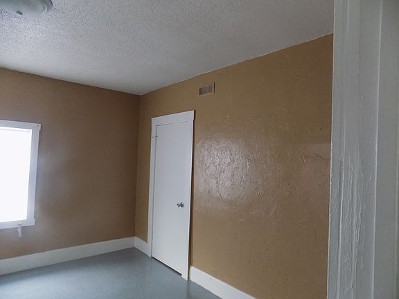 Front bedroom