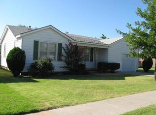 1310 E Kingsmill Ave, Pampa, TX 79065