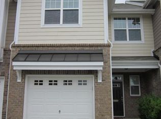 10112 Lynnberry Pl, Raleigh, NC 27617