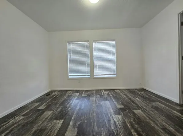 2038 Palm St #27, Las Vegas, NV 89104