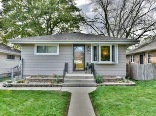 4667 S 48th St, Greenfield, WI 53220