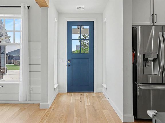 5th image of 3709 Painted Brick Pl