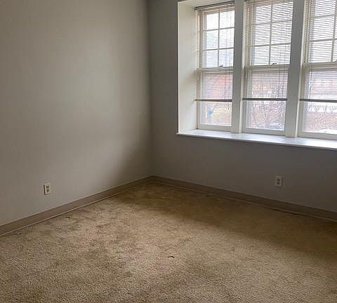 4th image of 5316 Pershing Ave APT 204