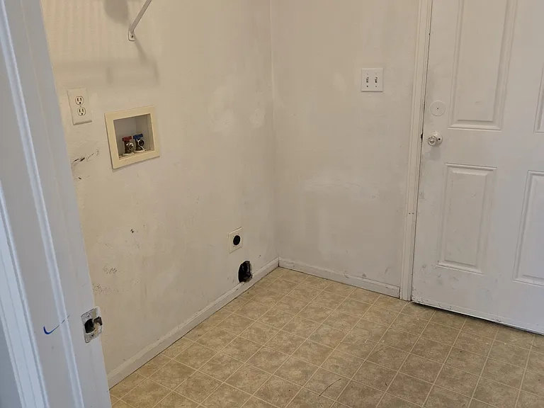 3206 Santa Fe Ave — Photo 16