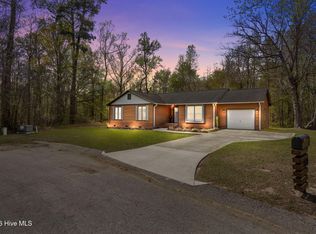 110 Roland Court, Burgaw, NC 28425