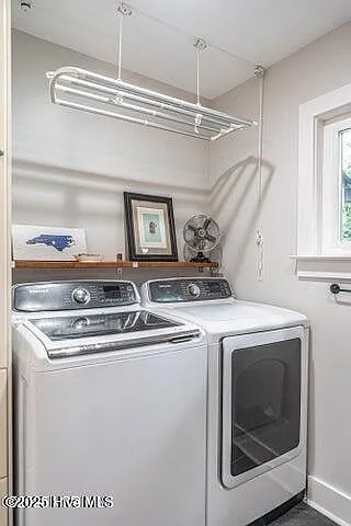 420 E Indiana Ave — Photo 29